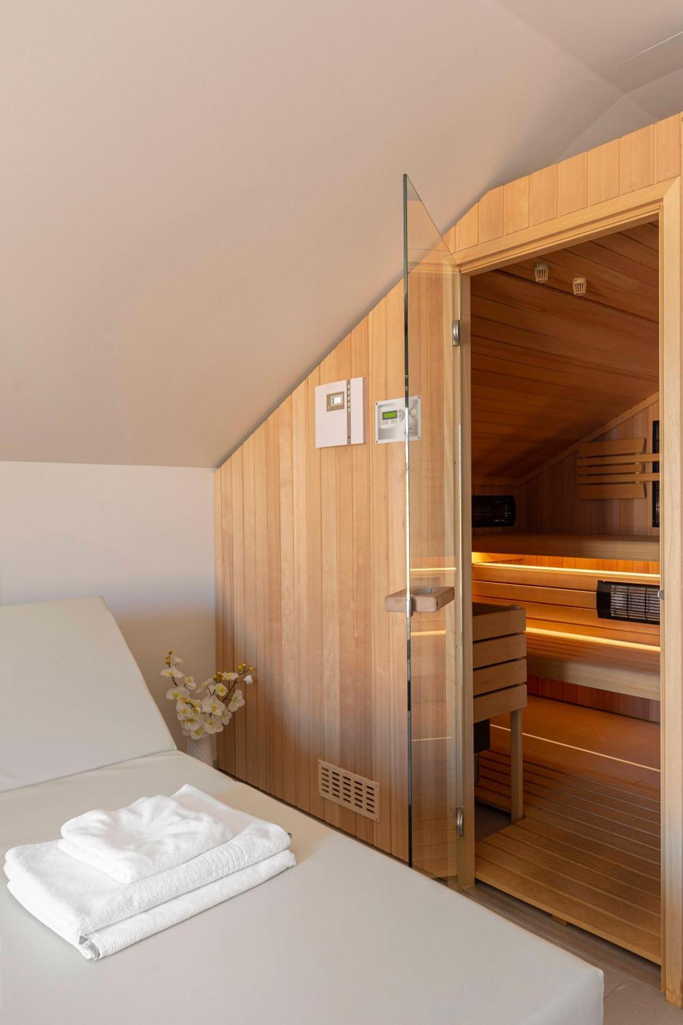 Rooms S Center Словенске-Конице Экстерьер фото
